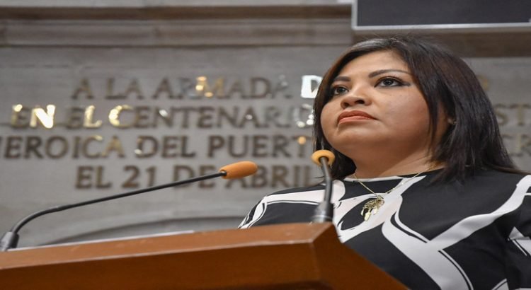 “Gobierno del Estado invadió predios en Tlalnepantla para construir obras”: Miriam Burgos