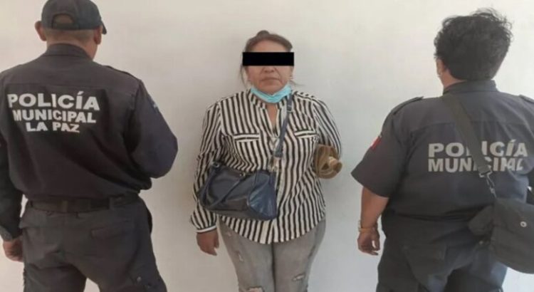 Detienen a mujer por presunta compra de votos en Los Reyes, La Paz, Edomex