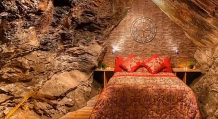 Ofrece hotel habitaciones a 419 metros bajo tierra