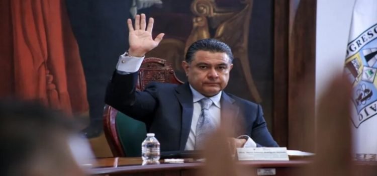 Autorizan adecuaciones a reglamentos para brindar mejores servicios en Tlalnepantla