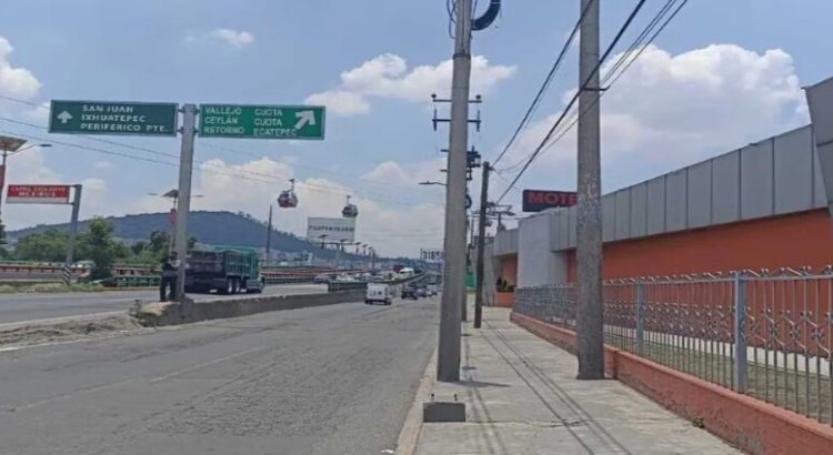 Denuncian a policías por presuntamente golpear y robar pertenencias a joven en Tlalnepantla