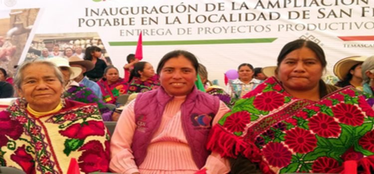 Mujeres de la comunidad mazahua refrendan apoyo a Marcelo Ebrard en el Edomex
