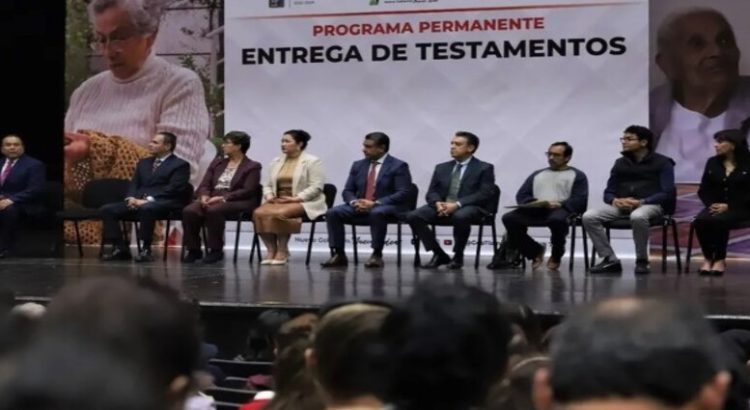 Entregan 406 testamentos para brindar certeza jurídica a ciudadanos de Tlalnepantla