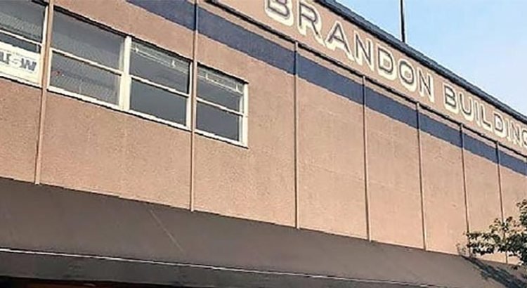 “Elimina” secundaria requisitos para graduarse “Elimina” secundaria requisitos para graduarse