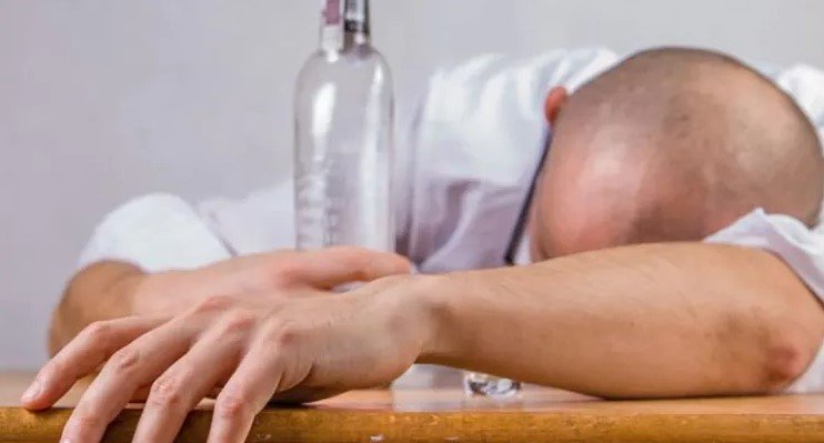 Le duró 4 años la cruda Le duró 4 años la cruda