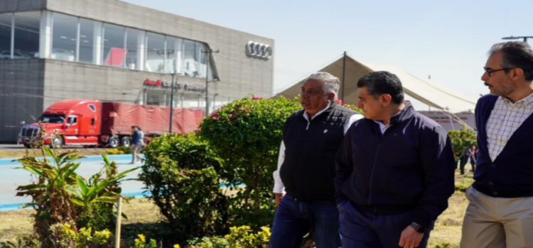 Comienzan trabajos de rehabilitación en parque obelisco de Tlalnepantla