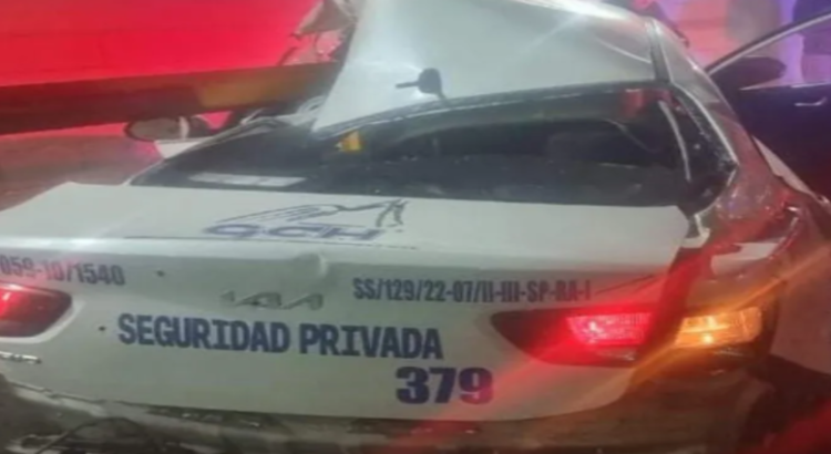 Fallece custodio en intento de asalto a camioneta de mensajería en Tlalnepantla