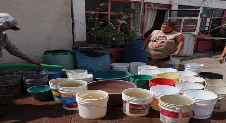 Habitantes de Tlalnepantla recienten reducción del Sistema Cutzamala