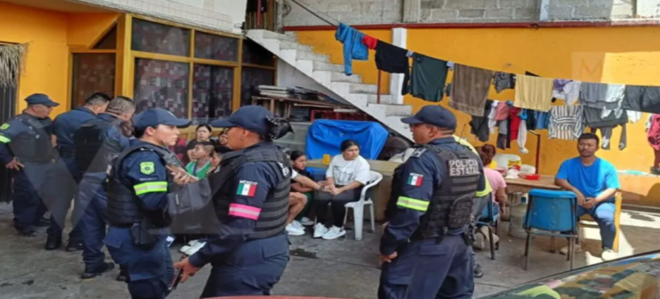 Rescatan a 38 migrantes en Tlalnepantla