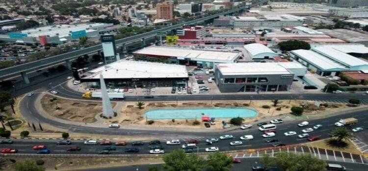 Comienza rehabilitación del “Obelisco” en Tlalnepantla
