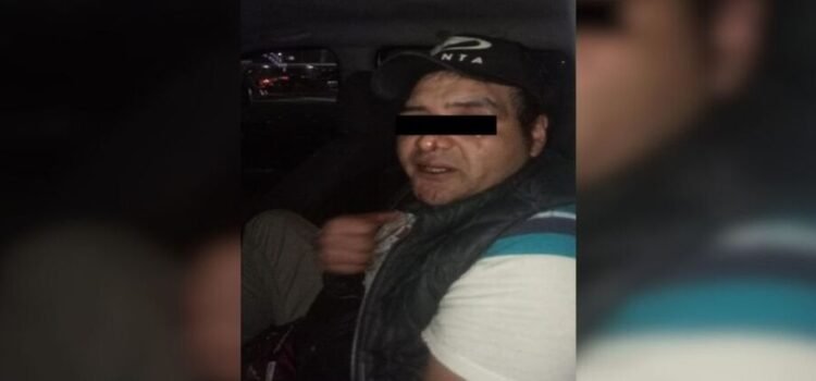 Detienen a sujeto que presuntamente grababa niñas en baños públicos de Tlalnepantla