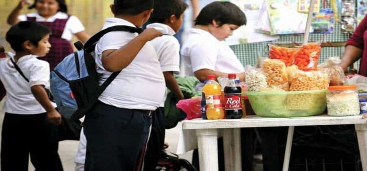 El 34.4% de niños y adolescentes en escuelas del Edomex sufre obesidad o sobrepeso