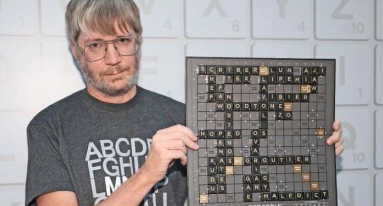 Neozelandés gana el campeonato de Scrabble en español… y ni siquiera habla el idioma