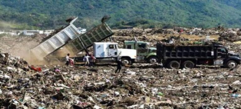Reclaman cierre ilegal de relleno sanitario en Tlalnepantla