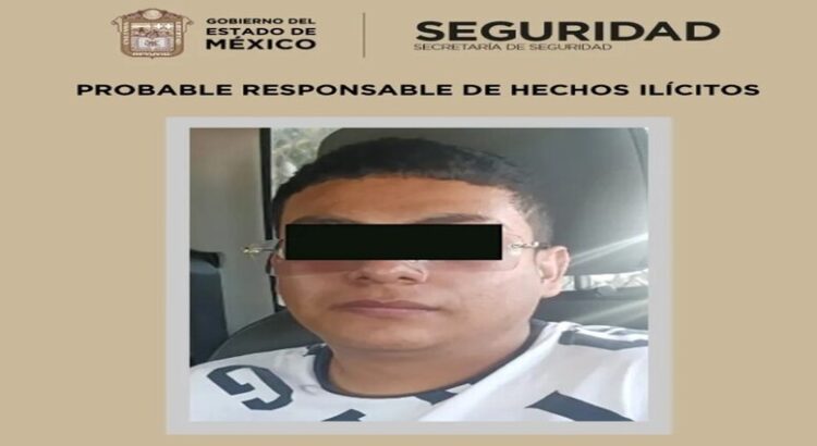 Aseguran vehículo implicado en 7 eventos de robo y un homicidio en Tlalnepantla