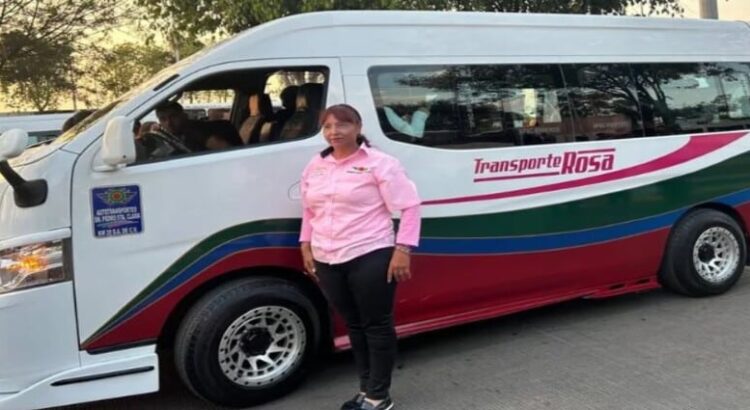 Gobernadora Delfina Gómez presenta Transporte Rosa; contara con ruta de Indios Verdes a Acolman