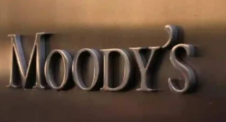 Baja Moody’s la calificación crediticia de Estados Unidos