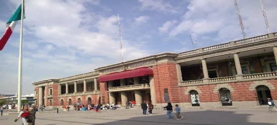 Trabajadores jubilados recibirán sus pagos por ley en Tlalnepantla