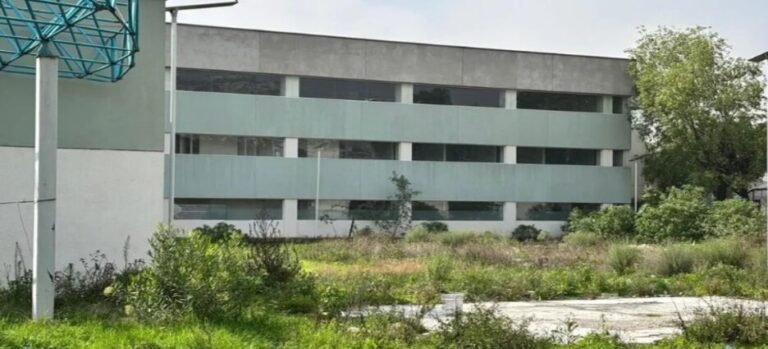 Anuncian inversión para recuperar el Hospital Ceylán en Tlalnepantla