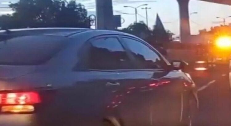 Hombre pierde la vida atropellado en Periférico Norte de Tlalnepantla; no hay detenidos