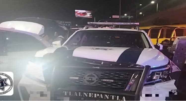 Policías municipales atropellan a peatón en Periférico Norte de Tlalnepantla