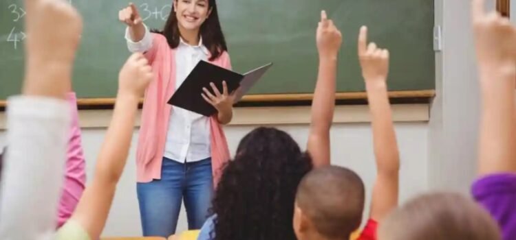 Alerta la UNESCO sobre escasez de maestros para 2030