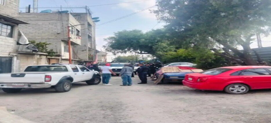 Detienen a hombre armado tras discusión vecinal en Tlalnepantla