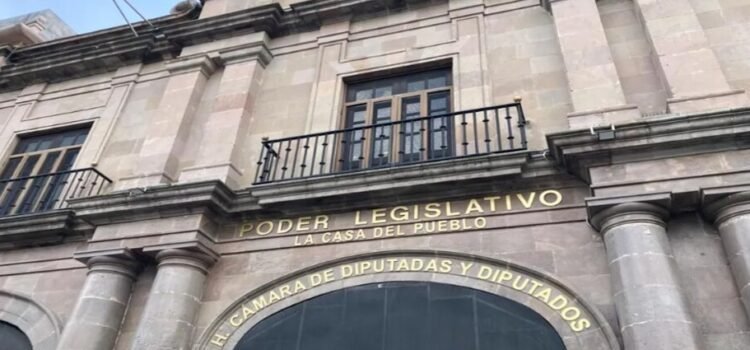 Municipios del Edomex piden aumento de predial para 2026