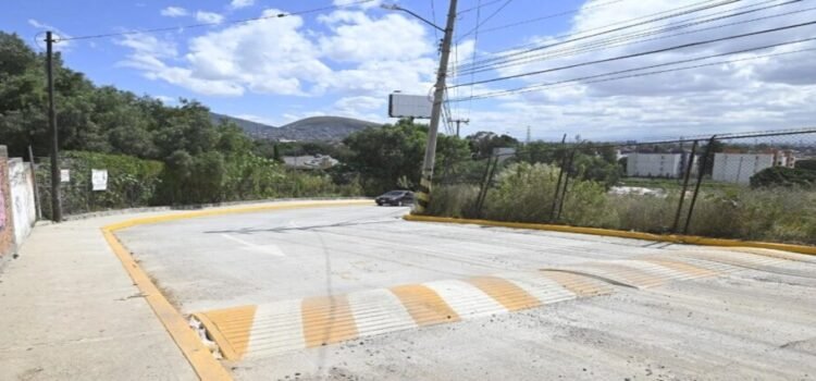 Concluyen reparación de vialidad dañada por deslave en San Rafael, Tlalnepantla