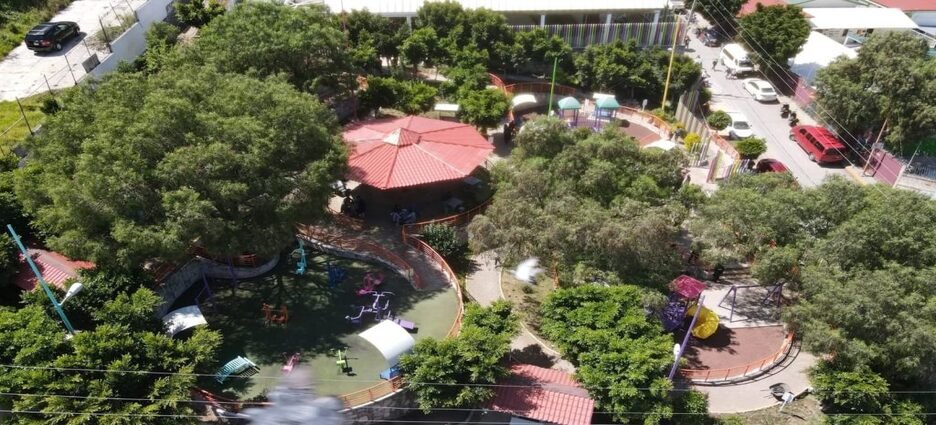 Autoridades supervisan rehabilitación del Parque las Caballerizas en Tlalnepantla