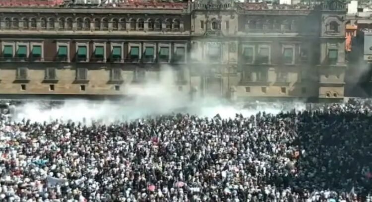 Al menos 120 personas heridas y 40 detenidos, saldo de la Marcha de Generación Z en CDMX Al menos 120 personas heridas y 40 detenidos, saldo de la Marcha de Generación Z en CDMX