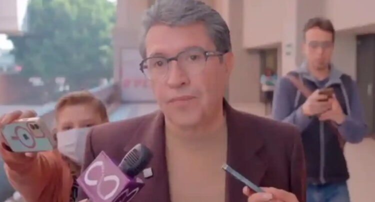 Deben Gobierno y Congreso “escuchar todas las voces”: Monreal