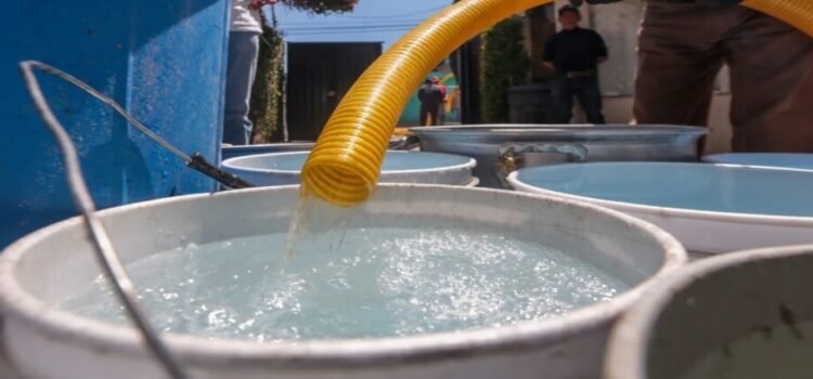 Colonias de Tlalnepantla que se quedarán sin agua por trabajos en Tanque La Presa