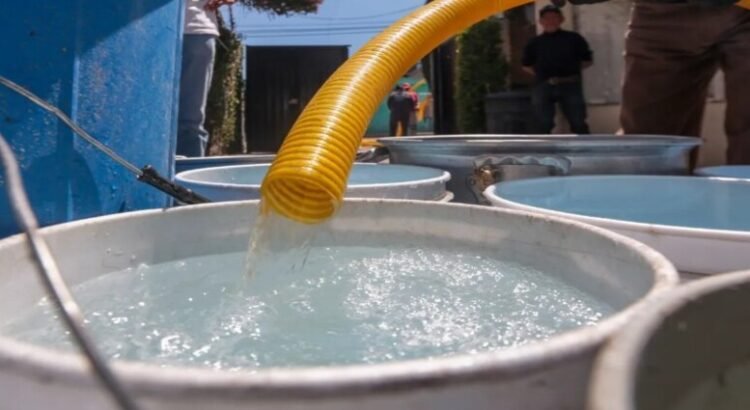 Colonias de Tlalnepantla que se quedarán sin agua por trabajos en Tanque La Presa