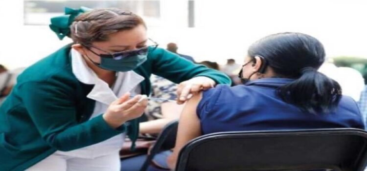 Se aplicarán 2.5 millones de vacunas durante la temporada invernal en Edomex Se aplicarán 2.5 millones de vacunas durante la temporada invernal en Edomex