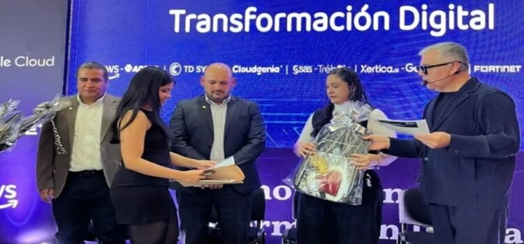 Gobierno de Tlalnepantla cierra el año con reconocimientos y premios a nivel federal y estatal