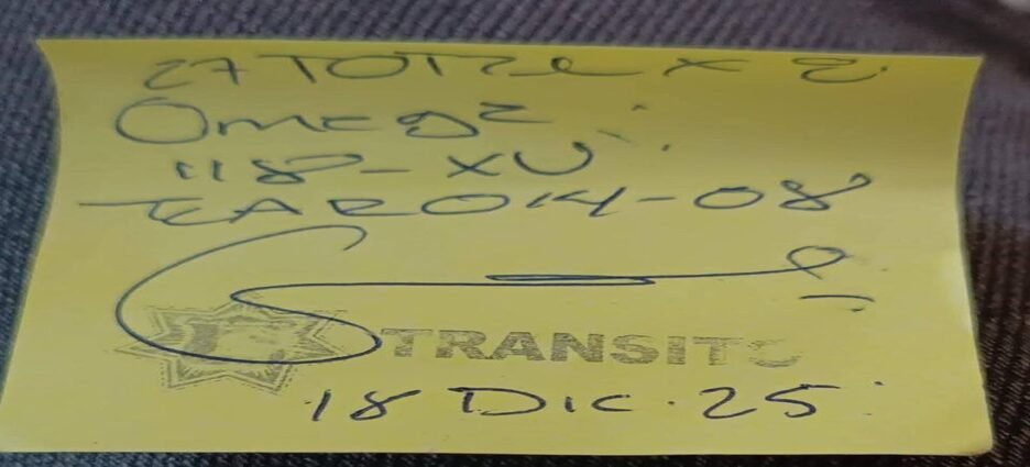 Captan a Policías dando "contraseñas" con sello para evadir multas en Tlalnepantla