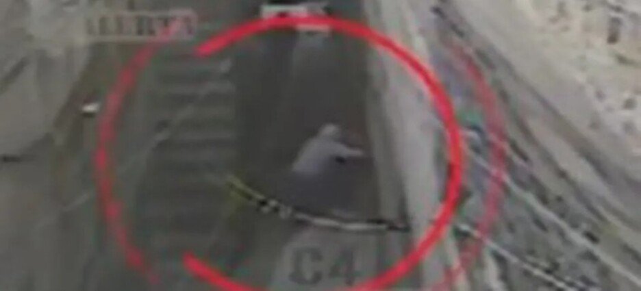 Asaltan a mujer mayor en situación de calle que vendía dulces en Tlalnepantla